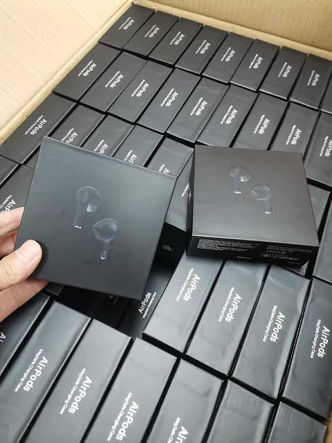 pallets de AirPods para reventa en México