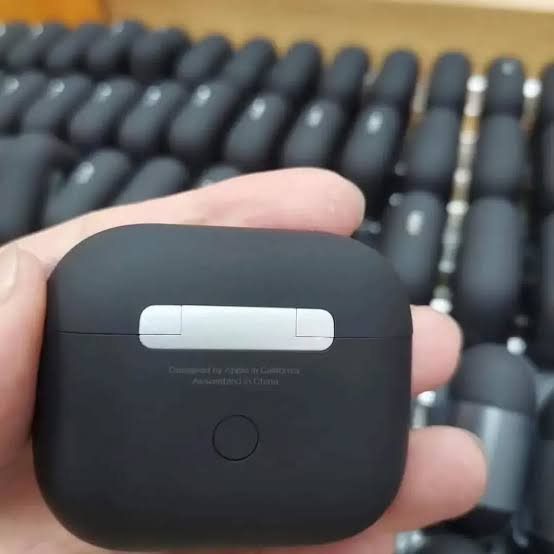 pallets de Apple AirPods nuevos en México