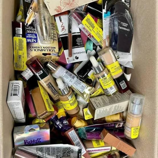 comprar pallets de cosméticos en México