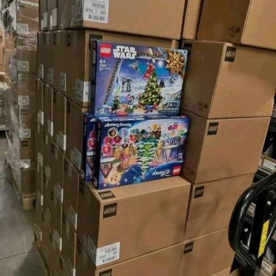 pallets de LEGO en liquidación en México